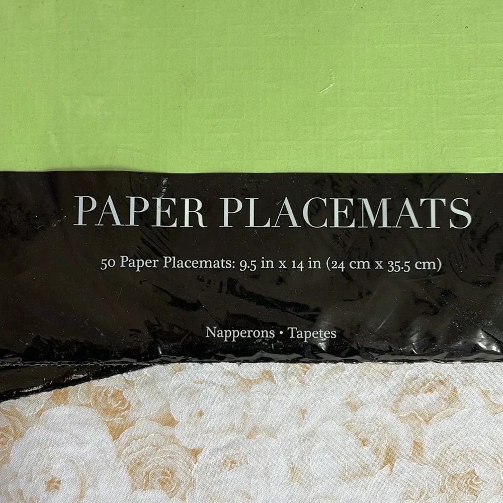 Big Party Pack Kiwi Green Paper Placemats and Amscan Plastic Table Cover